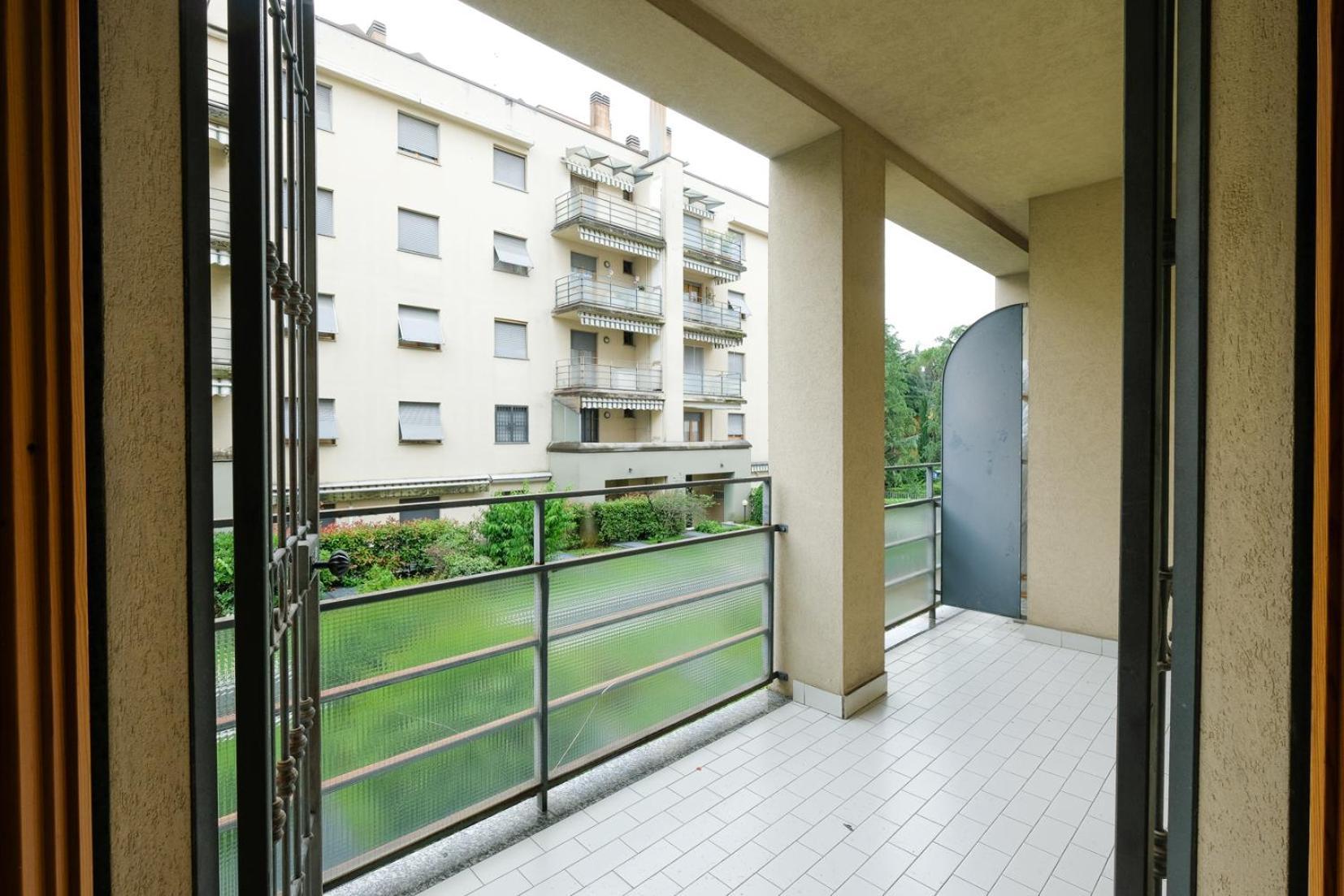 Bergamo Centro Elegante Appartamento Buitenkant foto